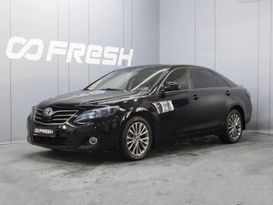 Седан Toyota Camry 2010 года, 1690000 рублей, Омск