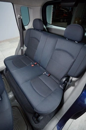 Хетчбэк Mazda Demio 2004 года, 399000 рублей, Красноярск
