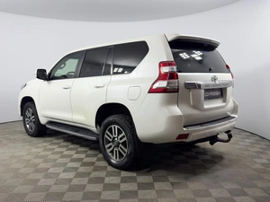 Внедорожник Toyota Land Cruiser Prado 2014 года, 3553900 рублей, Казань