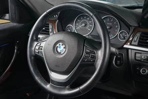 Седан BMW 3 серия 2015 года, 2019000 рублей, Тюмень