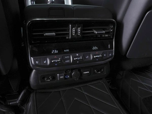 Внедорожник Toyota Land Cruiser 2022 года, 9979000 рублей, Ростов-на-Дону