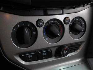 Универсал Ford Focus 2012 года, 714000 рублей, Воронеж