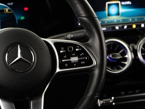 Внедорожник Mercedes-benz GLB-класс 2021 года, 3399077 рублей, Москва