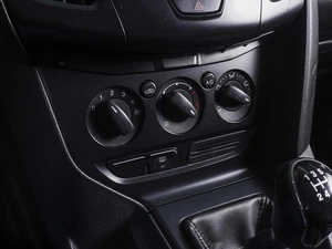 Седан Ford Focus 2012 года, 960000 рублей, Ростов-на-Дону