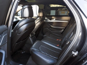 Седан Audi S8 2013 года, 3349000 рублей, Кропоткин