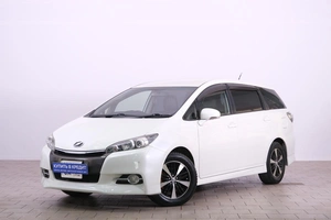 Минивэн Toyota Wish 2012 года, 1529000 рублей, Омск