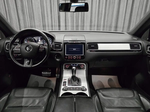 Внедорожник Volkswagen Touareg 2011 года, 1950000 рублей, Красноярск