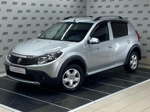 Хетчбэк Renault Sandero Stepway 2014 года, 745000 рублей, Красноярск