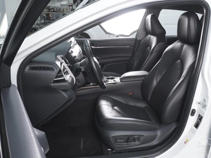 Седан Toyota Camry 2019 года, 3050000 рублей, Ростов-на-Дону