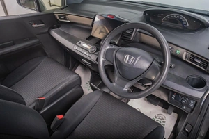 Минивэн Honda Freed 2012 года, 1199000 рублей, Томск