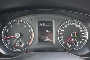 Седан Volkswagen Jetta 2012 года, 1280000 рублей, Мирное