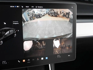 Седан Tesla Model 3 2019 года, 3099000 рублей, Тюмень