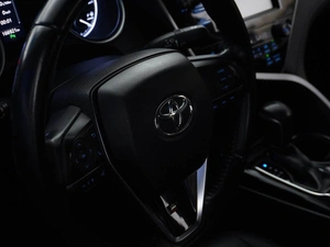 Седан Toyota Camry 2018 года, 2277088 рублей, Москва