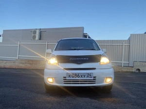 Минивэн Toyota Funcargo 2001 года, 427000 рублей, Красноярск