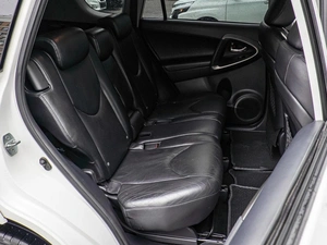 Внедорожник Toyota RAV4 2010 года, 1370000 рублей, Краснодар