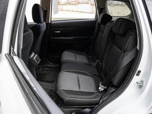 Внедорожник Mitsubishi Outlander 2021 года, 2395000 рублей, Краснодар