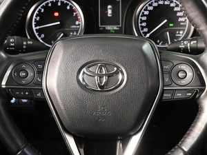 Седан Toyota Camry 2020 года, 3229000 рублей, Аксай