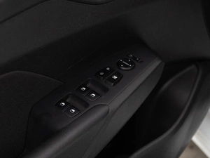 Седан Hyundai Solaris 2019 года, 1299999 рублей, Москва