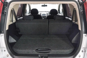 Хетчбэк Nissan Note 2011 года, 689000 рублей, Красноярск