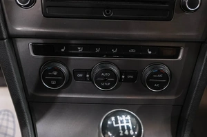 Хетчбэк Volkswagen Golf 2013 года, 889000 рублей, Новокузнецк