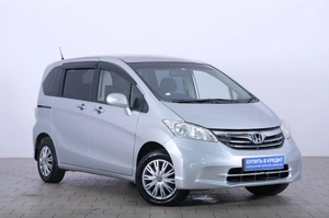Минивэн Honda Freed 2012 года, 1149000 рублей, Омск