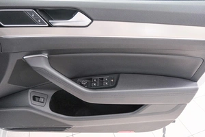 Универсал Volkswagen Passat 2016 года, 1489000 рублей, Красноярск