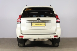 Внедорожник Toyota Land Cruiser Prado 2018 года, 4659000 рублей, Новосибирск