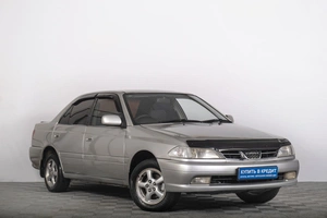 Седан Toyota Carina 2000 года, 529000 рублей, Томск