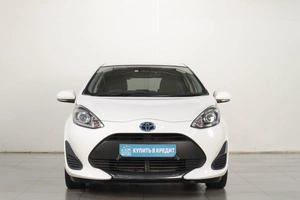 Хетчбэк Toyota Aqua 2020 года, 1399000 рублей, Челябинск