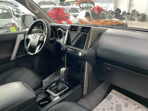 Внедорожник Toyota Land Cruiser Prado 2011 года, 2897000 рублей, Солонцы