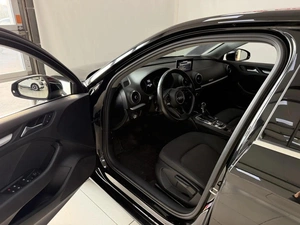 Седан Audi A3 2019 года, 1800000 рублей, Смоленск