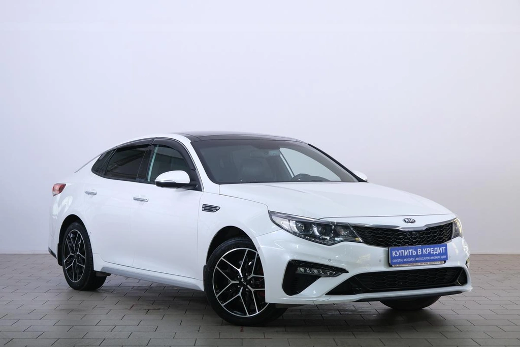 Седан Kia Optima 2018 года, 2339000 рублей, Омск