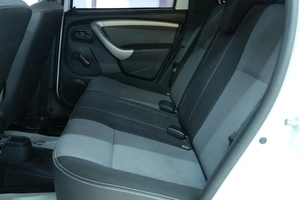 Внедорожник Renault Duster 2015 года, 1079000 рублей, Омск