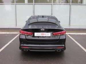 Седан Kia Optima 2018 года, 1915000 рублей, Брянск