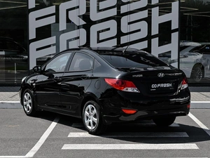 Седан Hyundai Solaris 2013 года, 899000 рублей, Волгоград