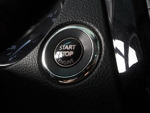 Внедорожник Nissan Qashqai 2021 года, 2150000 рублей, Красный Пахарь