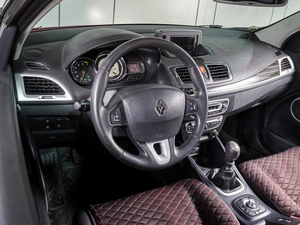 Хетчбэк Renault Megane 2011 года, 1049000 рублей, Воронеж