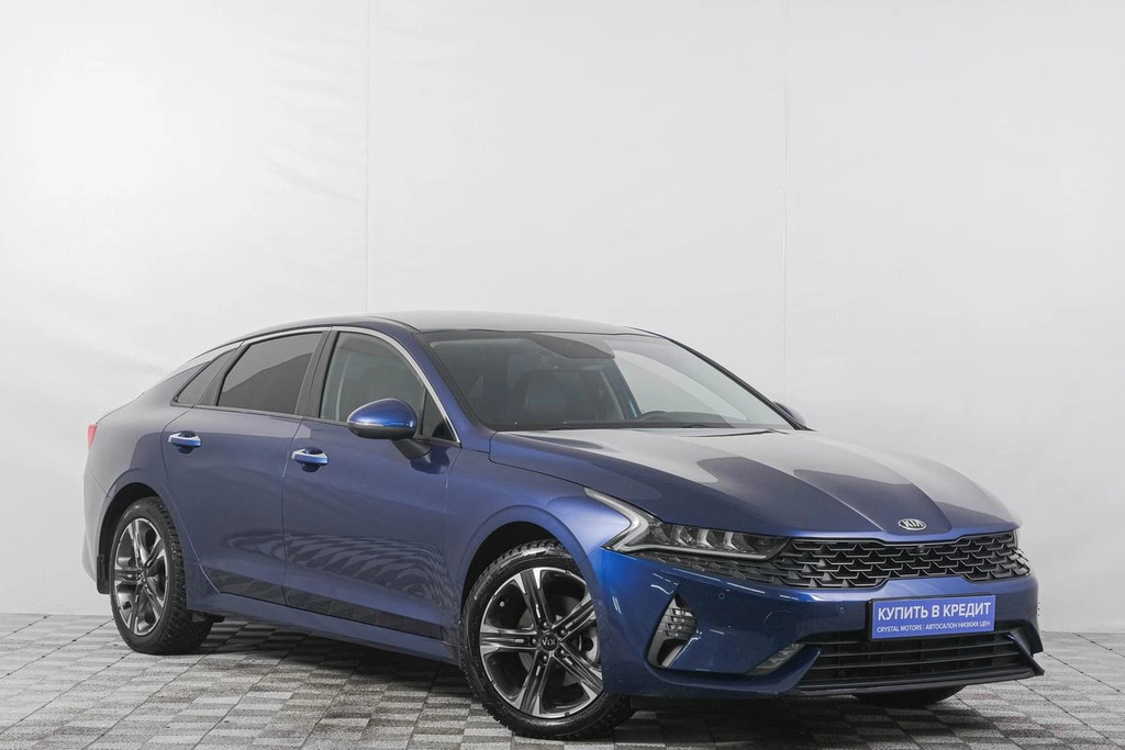 Седан Kia K5 2020 года, 2299000 рублей, Кемерово