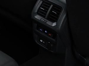 Внедорожник Volkswagen Tiguan 2021 года, 2099050 рублей, Москва