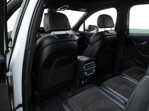 Внедорожник Audi Q7 2017 года, 3277077 рублей, Москва