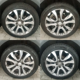 Фото
