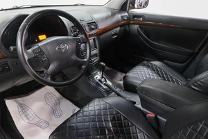 Седан Toyota Avensis 2006 года, 799000 рублей, Новокузнецк
