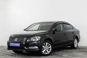 Седан Volkswagen Passat 2011 года, 939000 рублей, Сургут