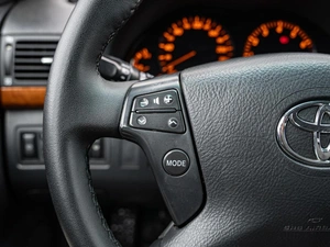 Седан Toyota Avensis 2008 года, 835000 рублей, Краснодар