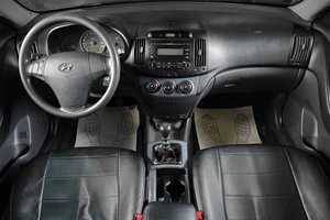 Седан Hyundai Elantra 2009 года, 549000 рублей, Тюмень