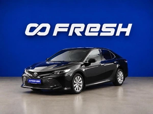 Седан Toyota Camry 2020 года, 2890000 рублей, Москва