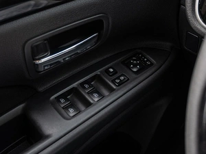 Внедорожник Mitsubishi Outlander 2018 года, 1910000 рублей, Краснодар