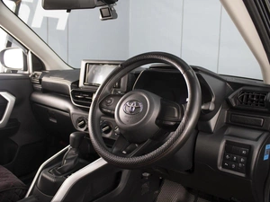 Внедорожник Toyota Raize 2021 года, 1610000 рублей, Омск