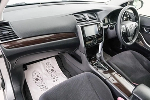 Седан Toyota Premio 2017 года, 1749000 рублей, Красноярск