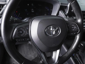 Седан Toyota Corolla 2021 года, 1900000 рублей, Ростов-на-Дону